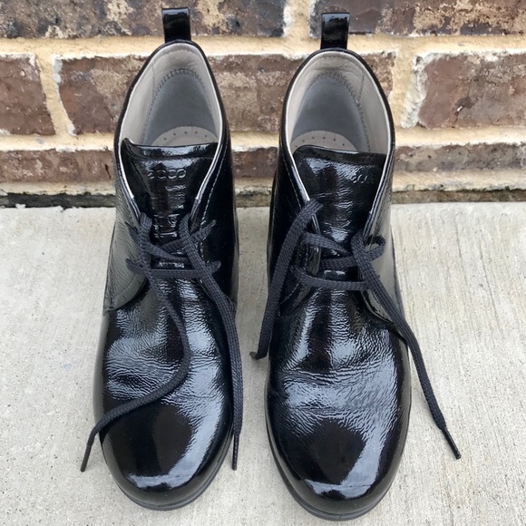 ecco non slip shoes womens